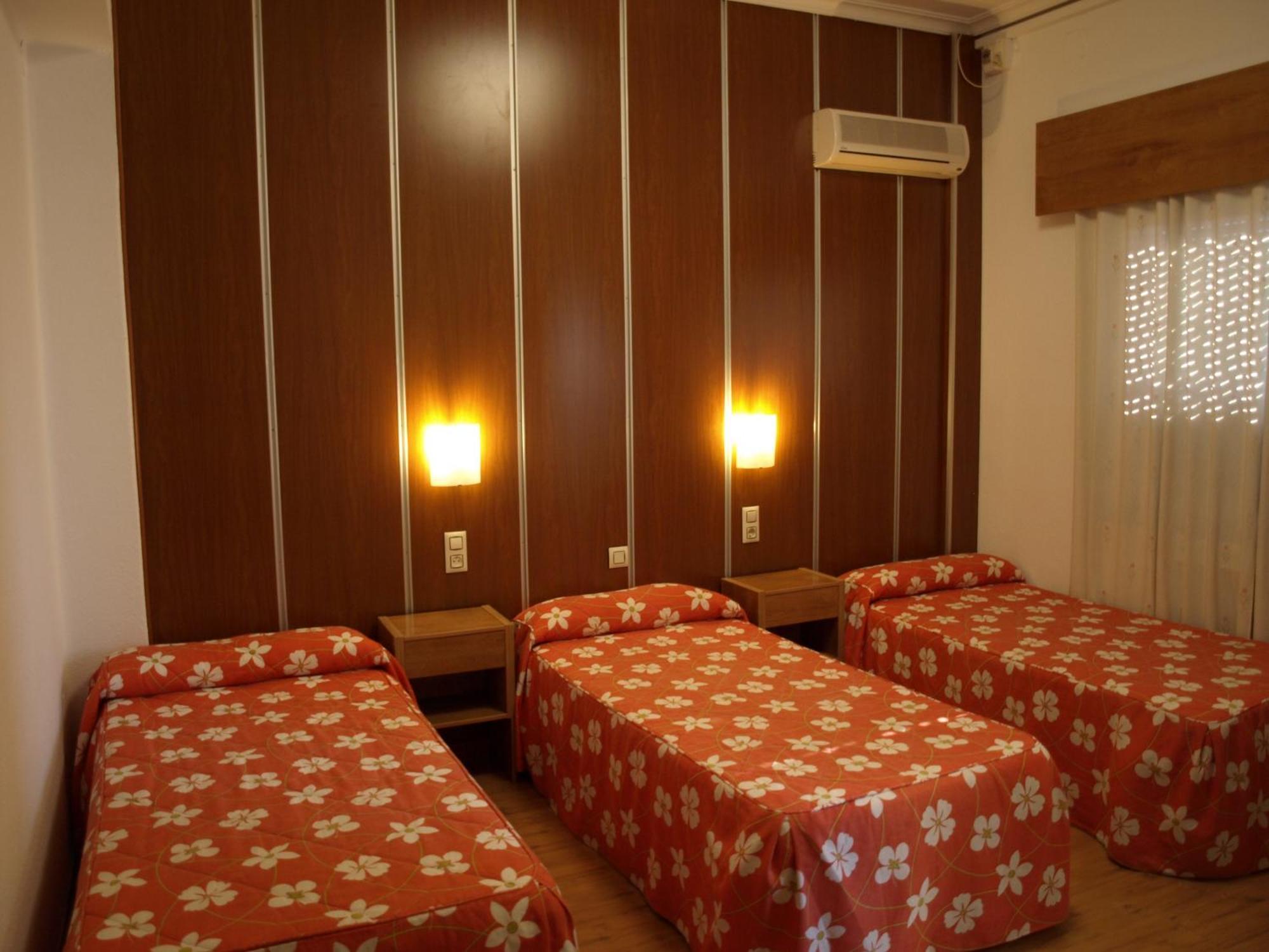 Hostal Anas Merida Room photo