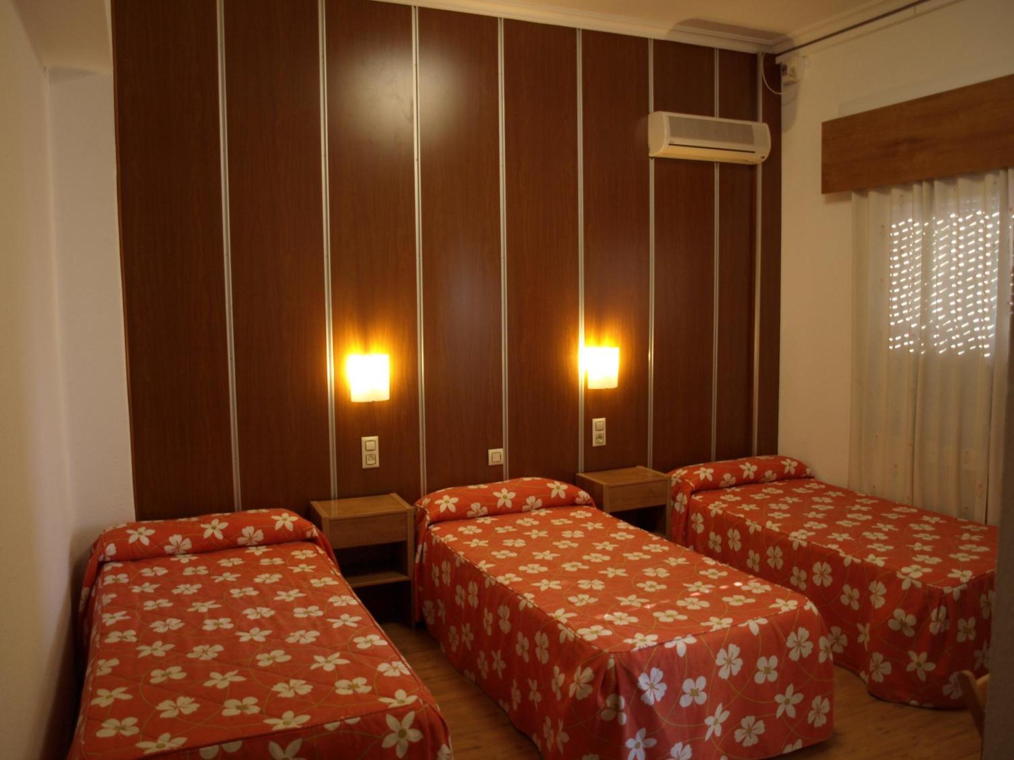 Hostal Anas Merida Room photo