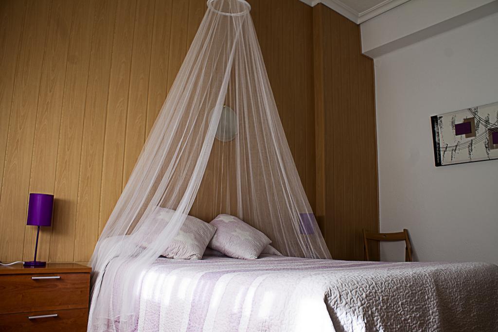 Hostal Anas Merida Exterior photo