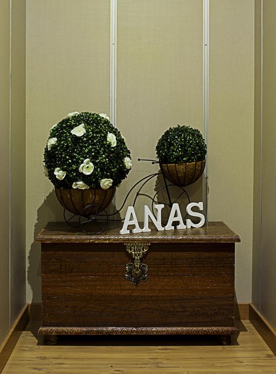 Hostal Anas Merida Exterior photo
