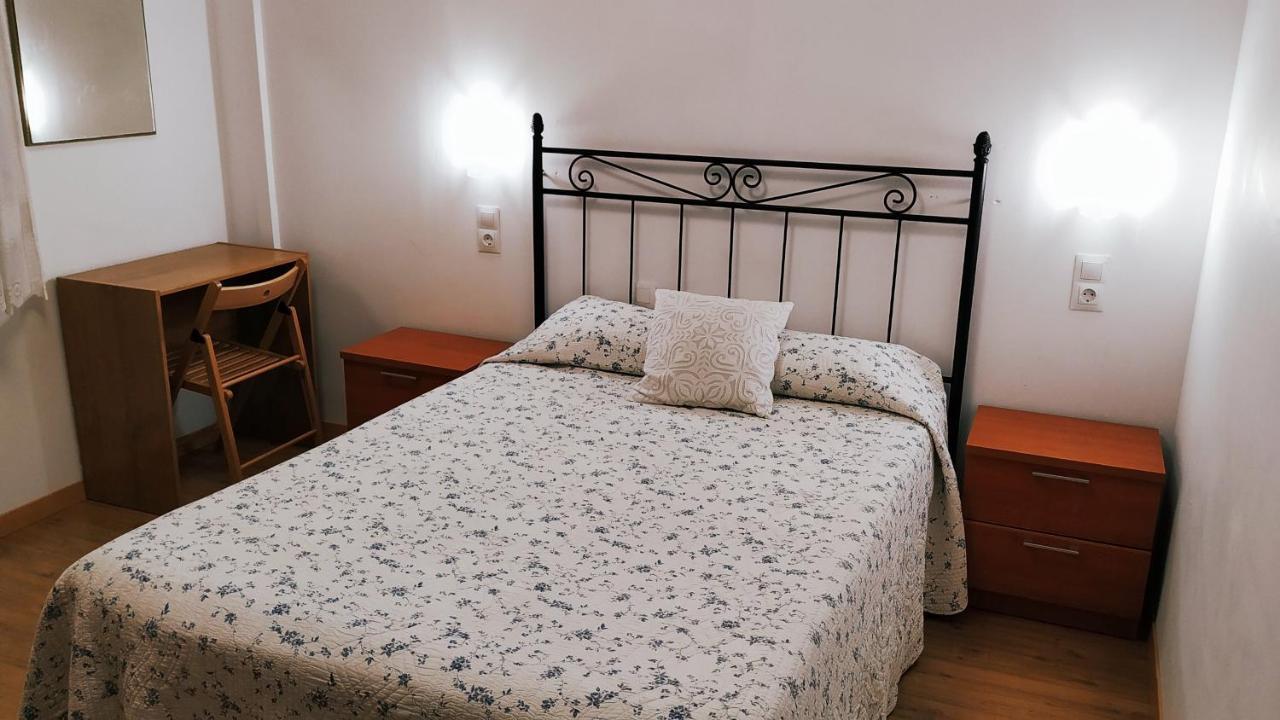 Hostal Anas Merida Exterior photo